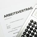 Arbeitsvertrag mit Taschenrechner